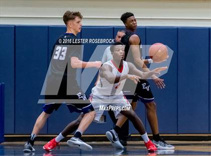 Thumbnail 1 in Taft vs. Warren photogallery.