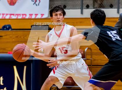 Thumbnail 3 in Taft vs. Warren photogallery.
