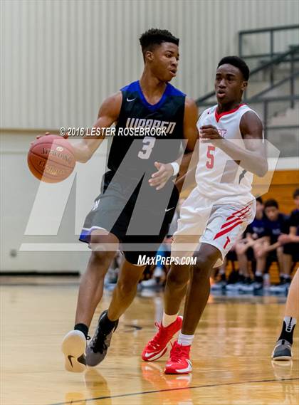 Thumbnail 3 in Taft vs. Warren photogallery.