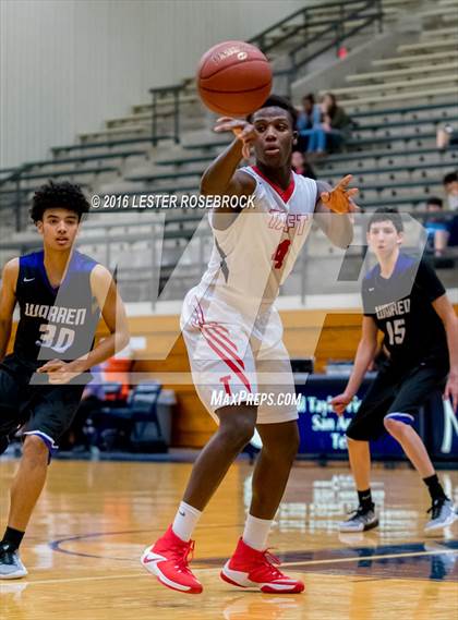 Thumbnail 2 in Taft vs. Warren photogallery.