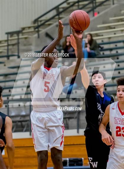 Thumbnail 1 in Taft vs. Warren photogallery.