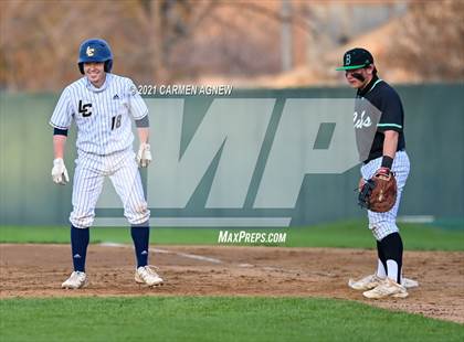 Thumbnail 3 in Lake Creek vs Brenham photogallery.