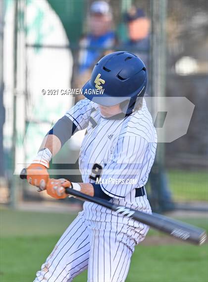 Thumbnail 3 in Lake Creek vs Brenham photogallery.