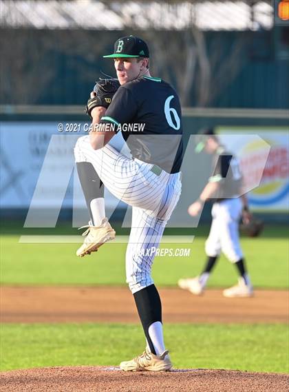 Thumbnail 1 in Lake Creek vs Brenham photogallery.
