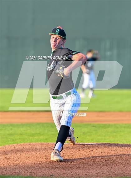 Thumbnail 1 in Lake Creek vs Brenham photogallery.
