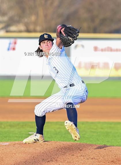 Thumbnail 3 in Lake Creek vs Brenham photogallery.