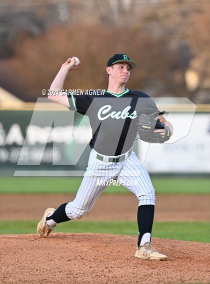 Thumbnail 1 in Lake Creek vs Brenham photogallery.