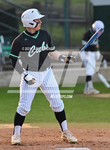 Thumbnail 1 in Lake Creek vs Brenham photogallery.