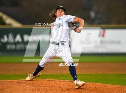 Thumbnail 1 in Lake Creek vs Brenham photogallery.