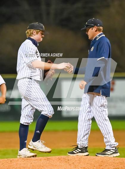 Thumbnail 1 in Lake Creek vs Brenham photogallery.