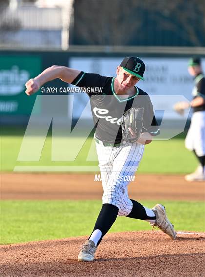 Thumbnail 3 in Lake Creek vs Brenham photogallery.