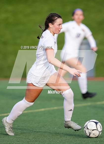 Thumbnail 3 in Grossmont @ Flintridge Sacred Heart (CIF SoCal D3 Regional Semi-Final) photogallery.