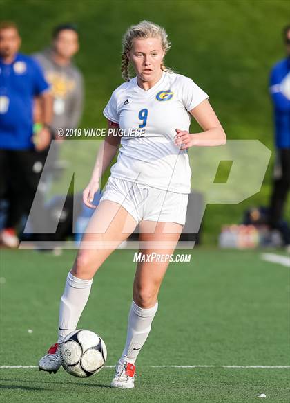 Thumbnail 3 in Grossmont @ Flintridge Sacred Heart (CIF SoCal D3 Regional Semi-Final) photogallery.