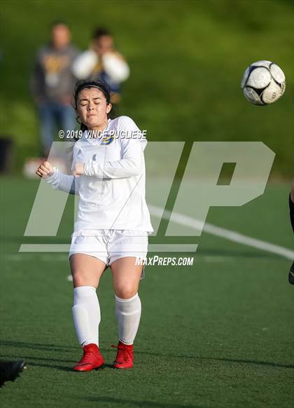 Thumbnail 3 in Grossmont @ Flintridge Sacred Heart (CIF SoCal D3 Regional Semi-Final) photogallery.