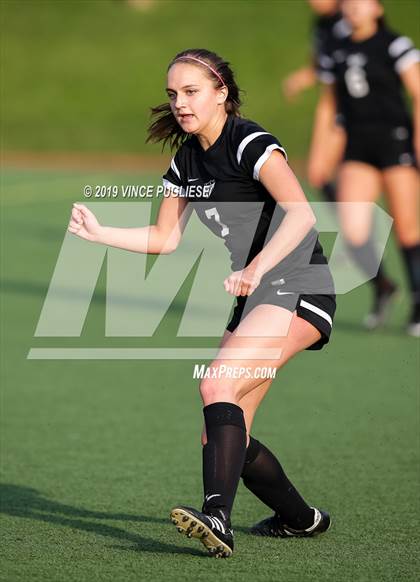 Thumbnail 2 in Grossmont @ Flintridge Sacred Heart (CIF SoCal D3 Regional Semi-Final) photogallery.