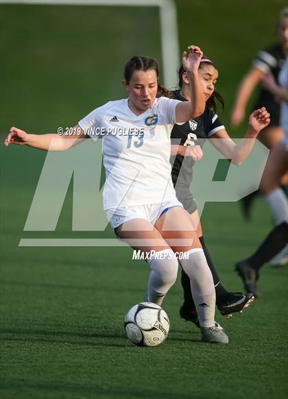 Thumbnail 2 in Grossmont @ Flintridge Sacred Heart (CIF SoCal D3 Regional Semi-Final) photogallery.