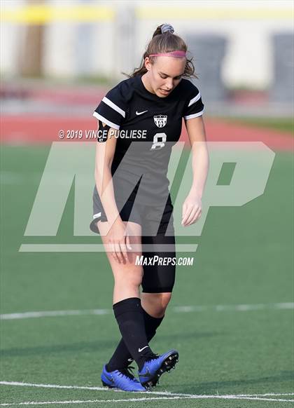 Thumbnail 3 in Grossmont @ Flintridge Sacred Heart (CIF SoCal D3 Regional Semi-Final) photogallery.