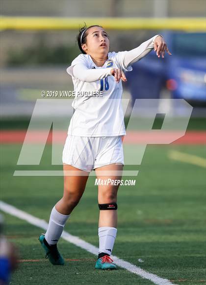 Thumbnail 1 in Grossmont @ Flintridge Sacred Heart (CIF SoCal D3 Regional Semi-Final) photogallery.