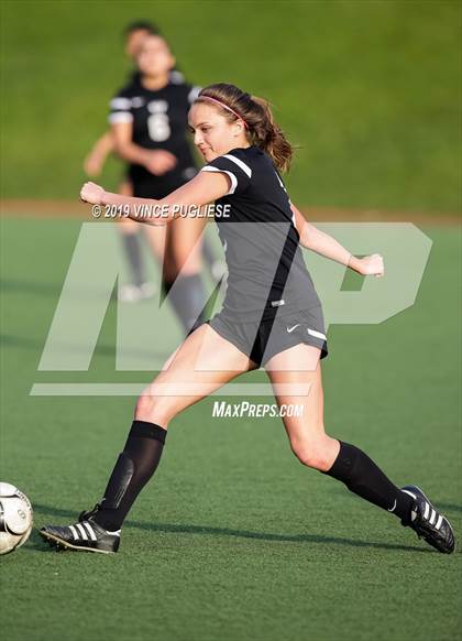 Thumbnail 2 in Grossmont @ Flintridge Sacred Heart (CIF SoCal D3 Regional Semi-Final) photogallery.