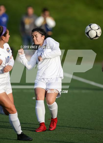 Thumbnail 1 in Grossmont @ Flintridge Sacred Heart (CIF SoCal D3 Regional Semi-Final) photogallery.