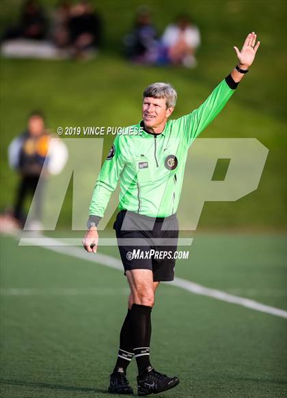 Thumbnail 1 in Grossmont @ Flintridge Sacred Heart (CIF SoCal D3 Regional Semi-Final) photogallery.