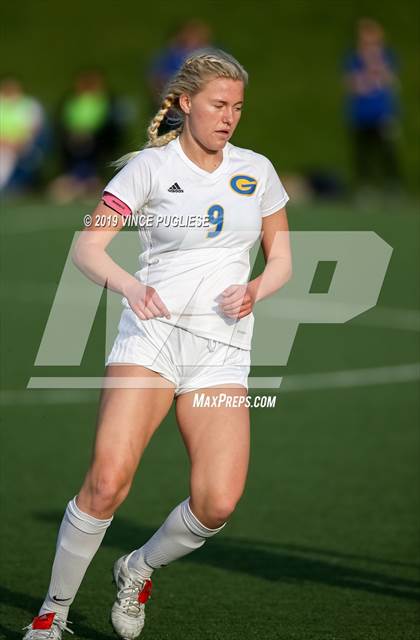 Thumbnail 2 in Grossmont @ Flintridge Sacred Heart (CIF SoCal D3 Regional Semi-Final) photogallery.