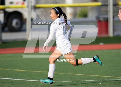 Thumbnail 1 in Grossmont @ Flintridge Sacred Heart (CIF SoCal D3 Regional Semi-Final) photogallery.