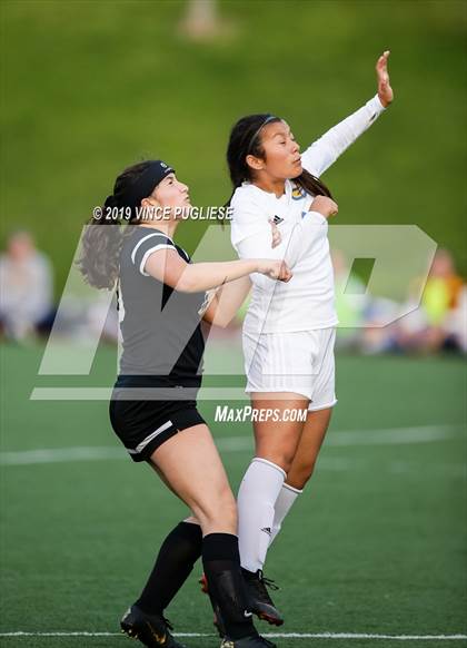 Thumbnail 1 in Grossmont @ Flintridge Sacred Heart (CIF SoCal D3 Regional Semi-Final) photogallery.