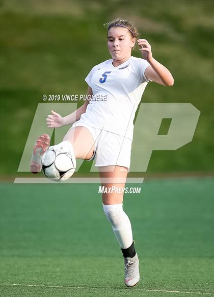 Thumbnail 2 in Grossmont @ Flintridge Sacred Heart (CIF SoCal D3 Regional Semi-Final) photogallery.