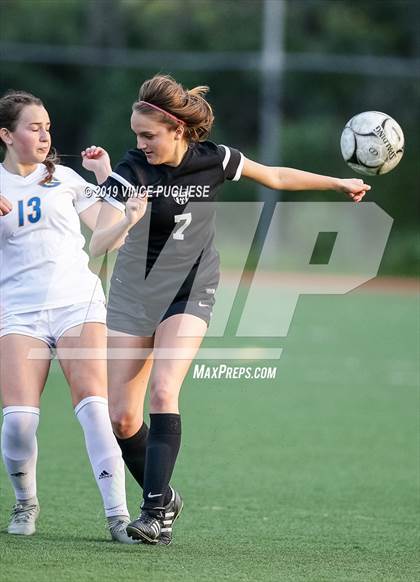 Thumbnail 3 in Grossmont @ Flintridge Sacred Heart (CIF SoCal D3 Regional Semi-Final) photogallery.