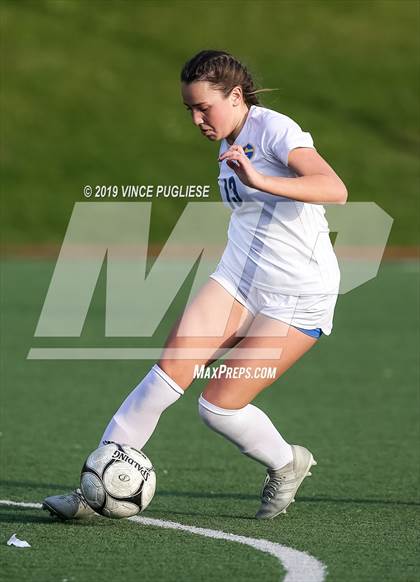 Thumbnail 2 in Grossmont @ Flintridge Sacred Heart (CIF SoCal D3 Regional Semi-Final) photogallery.