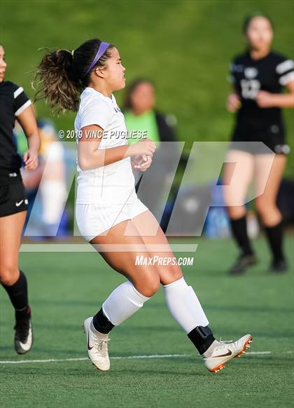 Thumbnail 3 in Grossmont @ Flintridge Sacred Heart (CIF SoCal D3 Regional Semi-Final) photogallery.