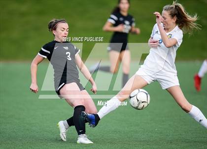Thumbnail 1 in Grossmont @ Flintridge Sacred Heart (CIF SoCal D3 Regional Semi-Final) photogallery.