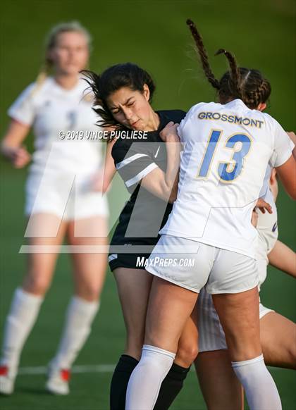 Thumbnail 3 in Grossmont @ Flintridge Sacred Heart (CIF SoCal D3 Regional Semi-Final) photogallery.