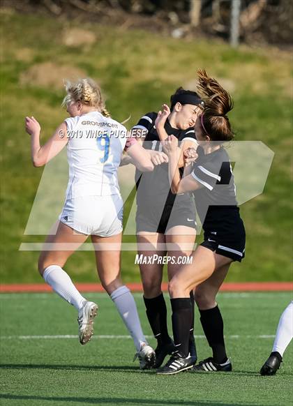 Thumbnail 1 in Grossmont @ Flintridge Sacred Heart (CIF SoCal D3 Regional Semi-Final) photogallery.