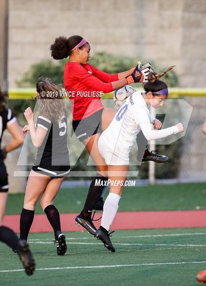 Thumbnail 1 in Grossmont @ Flintridge Sacred Heart (CIF SoCal D3 Regional Semi-Final) photogallery.