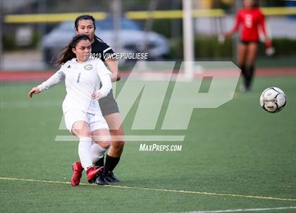 Thumbnail 2 in Grossmont @ Flintridge Sacred Heart (CIF SoCal D3 Regional Semi-Final) photogallery.