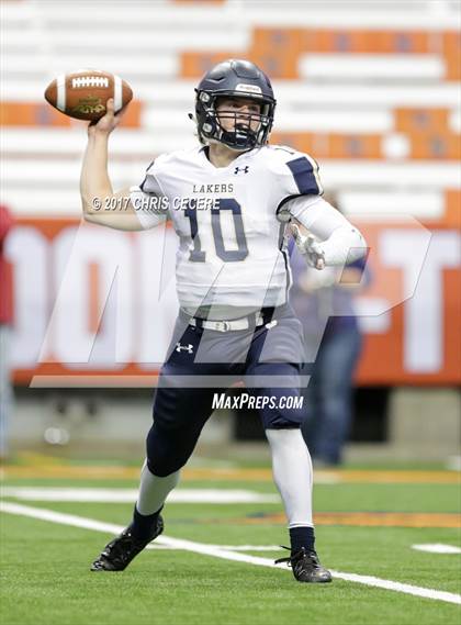 Thumbnail 1 in Holy Trinity Pride vs. Skaneateles (NYSPHSAA Class C Championship) photogallery.