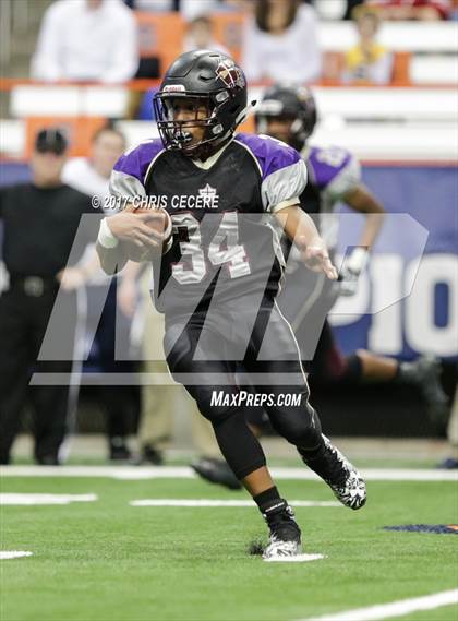 Thumbnail 1 in Holy Trinity Pride vs. Skaneateles (NYSPHSAA Class C Championship) photogallery.