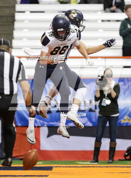 Thumbnail 3 in Holy Trinity Pride vs. Skaneateles (NYSPHSAA Class C Championship) photogallery.