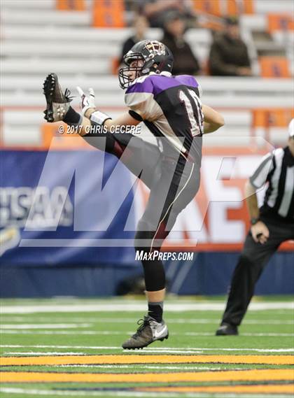 Thumbnail 3 in Holy Trinity Pride vs. Skaneateles (NYSPHSAA Class C Championship) photogallery.
