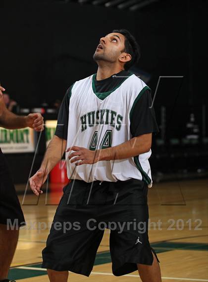 Thumbnail 2 in Fairmont Prep vs. Fairmont Prep Alumni photogallery.