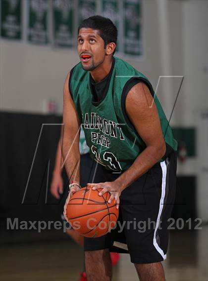 Thumbnail 3 in Fairmont Prep vs. Fairmont Prep Alumni photogallery.
