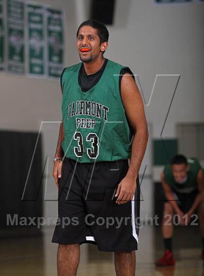 Thumbnail 2 in Fairmont Prep vs. Fairmont Prep Alumni photogallery.