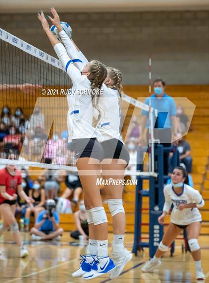 Thumbnail 2 in Santa Fe Christian @ Rancho Bernardo photogallery.
