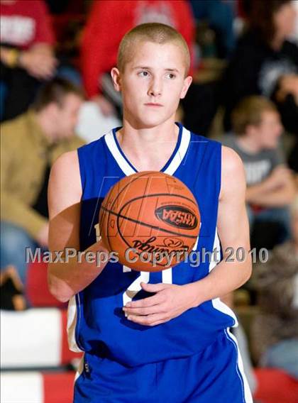 Thumbnail 1 in Highlands @ Dixie Heights photogallery.