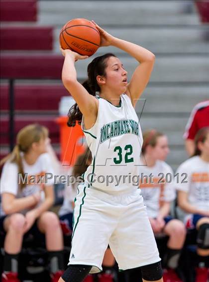 Thumbnail 1 in Incarnate Word vs. John Paul II photogallery.
