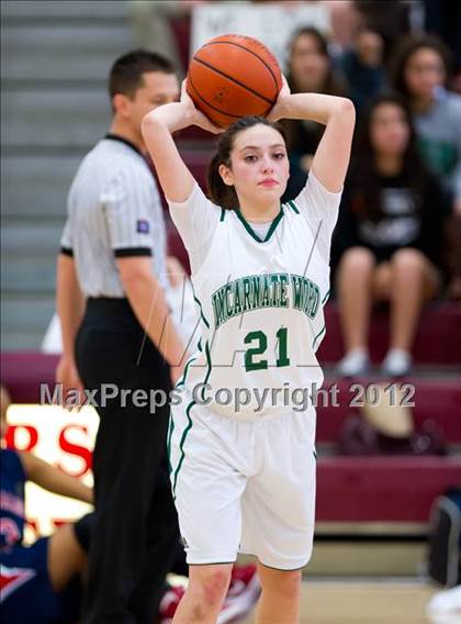 Thumbnail 1 in Incarnate Word vs. John Paul II photogallery.