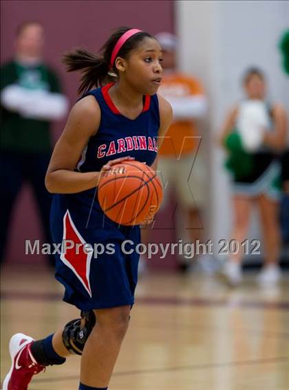 Thumbnail 1 in Incarnate Word vs. John Paul II photogallery.