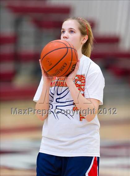 Thumbnail 1 in Incarnate Word vs. John Paul II photogallery.